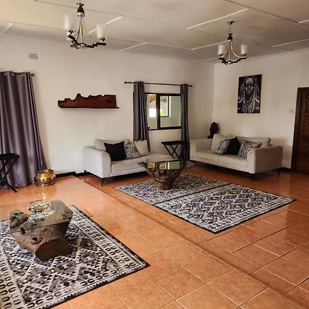 Mukala Lodge Lusaka Ngoại thất bức ảnh